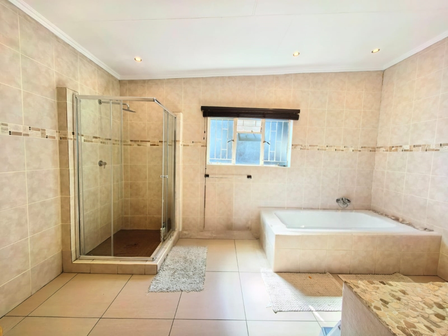5 Bedroom Property for Sale in Sasolburg Ext 23 Free State